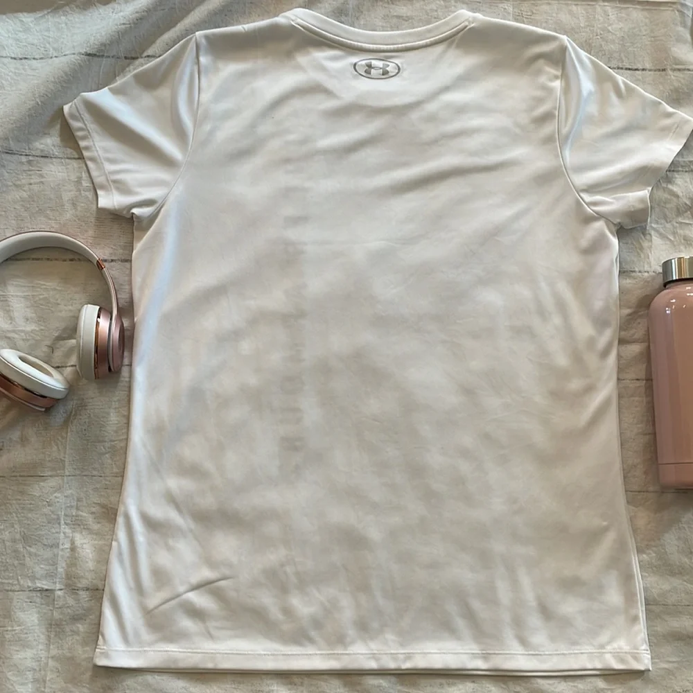 Under Armour Workout Tee Shirt - Picture 5 of 8